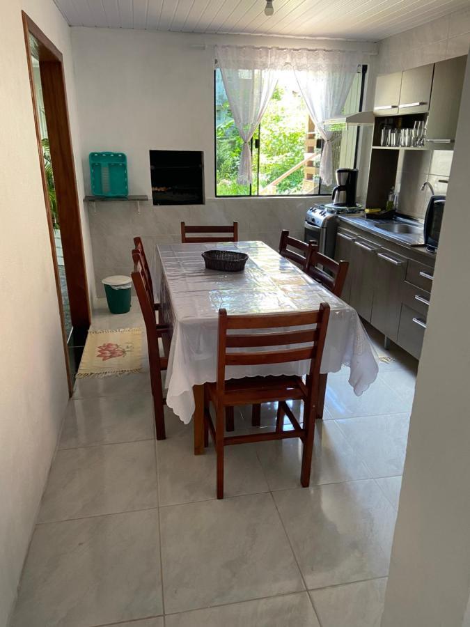Residencia Sirena Villa Governador Celso Ramos Exterior photo